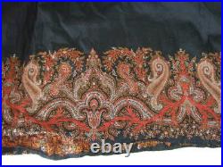 Large 19th century antique Kashmir wool paisley shawl