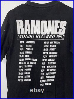 VINTAGE Ramones Mondo Bizarro T-shirt L Single Stitch USA