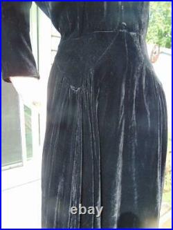Vintage 1940s Black Rayon Velvet Art Deco Dress 38b 31w