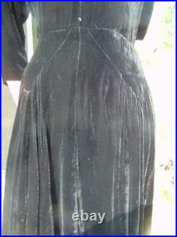 Vintage 1940s Black Rayon Velvet Art Deco Dress 38b 31w