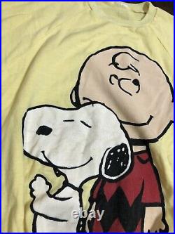 Vintage 60's 70's Peanuts Snoopy Crewneck Size Large
