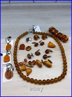 Vintage & Antique Jewelry. Large lot of 15 pieces of amber