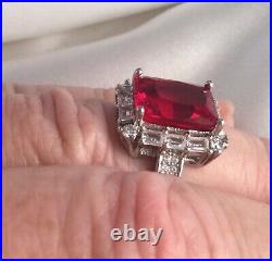 Vintage Jewellery Gold Ring with Ruby and White Sapphires Antique Deco Jewelry