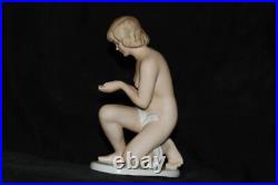 Vintage Original 1963's Large Porcelain Figurine Wallendorf Germany Marked 19.5